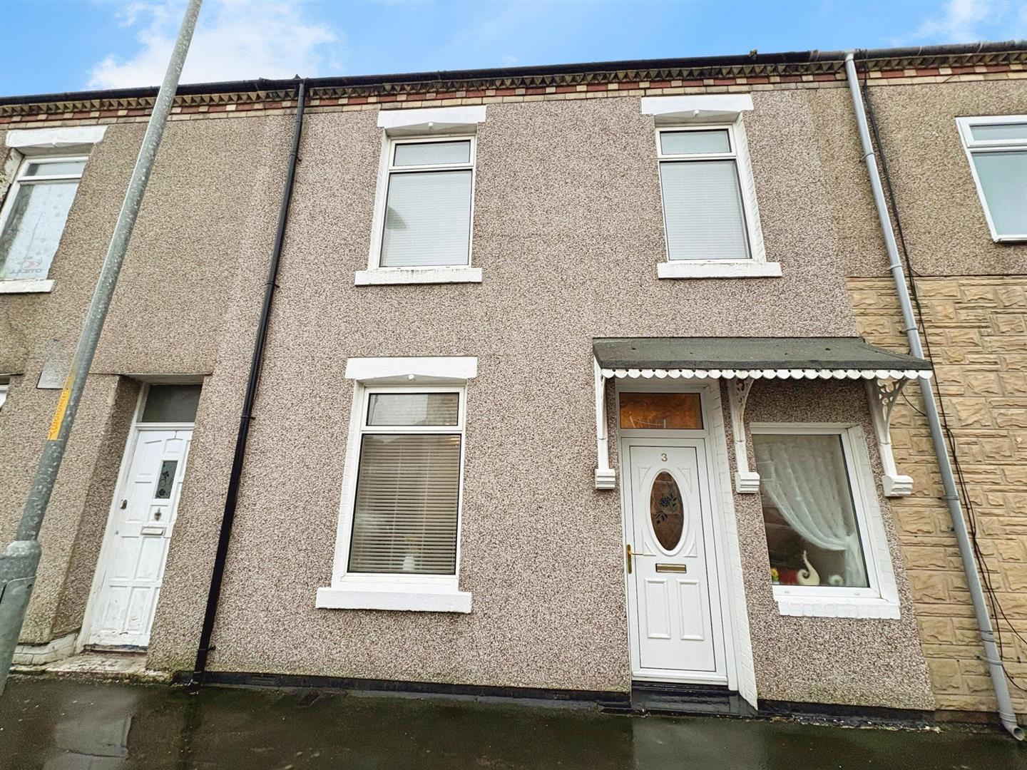 3 Bedroom House - Terraced